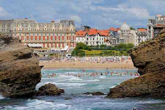 Où se garer gratuitement à Biarritz ?